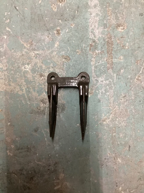 (QTY 3) A-BU240A - Guard - FORGED GUARD fits John Deere