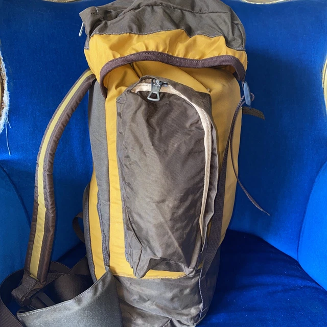 VINTAGE RETRO KARRIMOR 70s 80’s ? rucksack/backpack day sack medium £29 ...