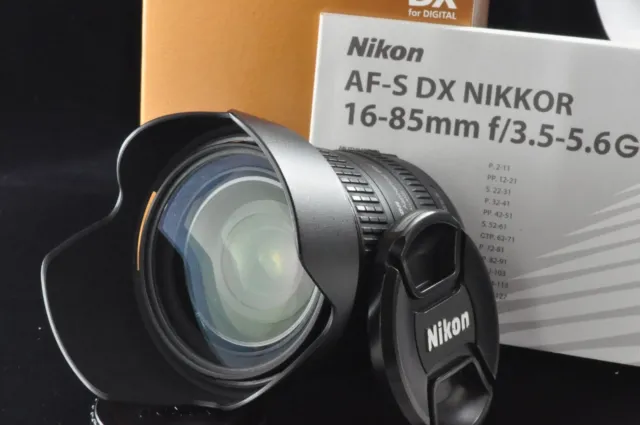 Nikon AF-S Nikkor 16-85mm F3.5-5.6G ED DX VR Lens w/Hood Near mint Fm Japan #550