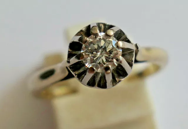 Bague Solitaire Diamant Moderne 0,33 Carat Or Massif 18 Carats 75 Tête D'aigle.