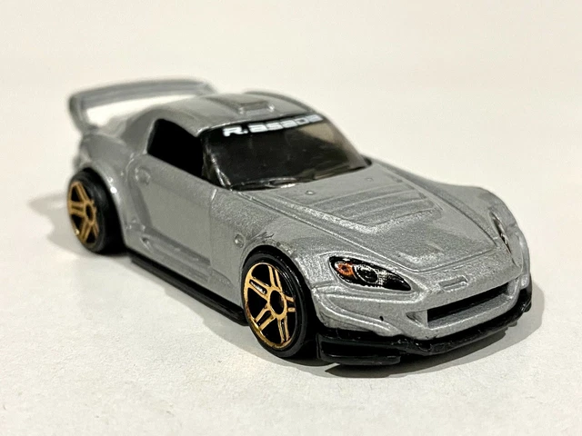 2010 mattel car shop