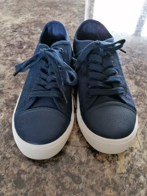 LADIES NAVY CANVAS Daps Size 4 5.00 PicClick UK