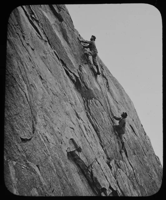 MOUNTAINEERS ON AIGUILLE DES GRANDES CHARMOZ C1890 Magic Lantern Slide PHOTO