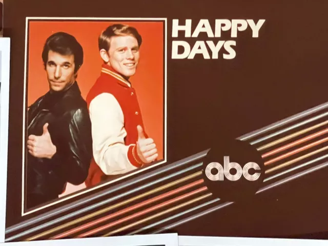 Happy Days 1970s Original ABC TV Press Kit. LOT Of  47 Cast Photos, Title w Info