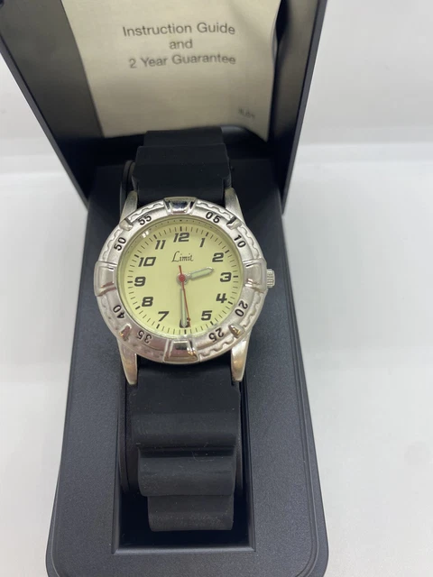 Boys sales watch new