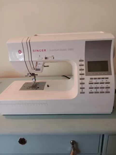 Singer 9960 Quantum Stylist™ Sewing Machine New Open Box free ship USA