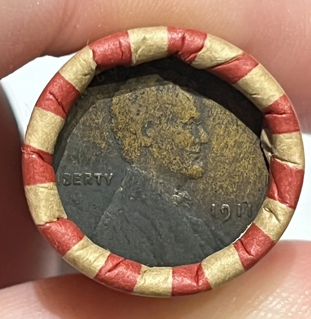 🎄One Roll Indian Heads/Wheat Pennies - Estate Find - Great Gift