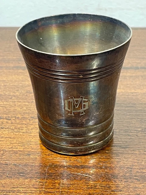Timbale gobelet en argent massif, orfèvres Ravinet D'Enfert, XIXè