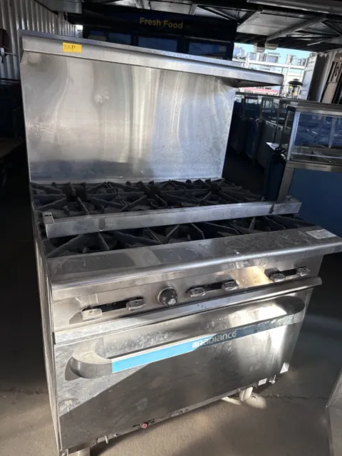 Wolf C60SS-6B24GBN 60 NG Range w/ 24 Griddle/Broiler 