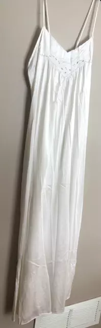 VAL MODE Ivory Colored Long Nightie Lingerie Gown  Size S