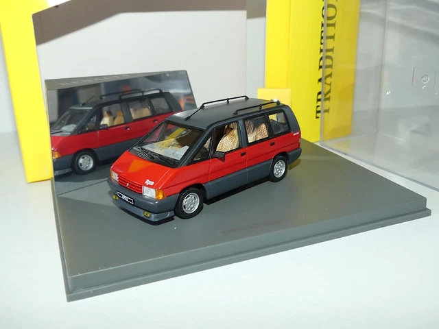 RENAULT ESPACE I 1984 Rouge UNIVERSAL HOBBIES 1:43