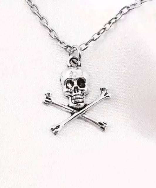 Sesh skull necklace 2025