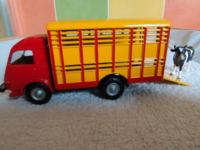 Remorque Bétaillère CIJ R 1/43 – Modèle Restauré Et Repeint Pour Collection