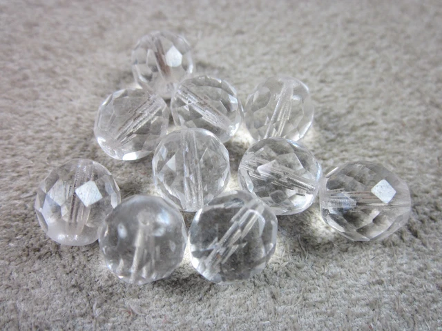 Alte böhmische Glasperlen, facettiert, Facettenschliff, Böhmen, Gablonz, Schmuck