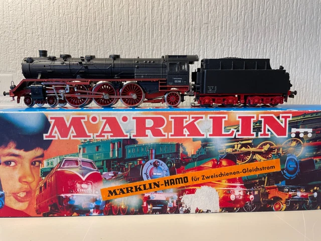 Märklin Hamo 8385 鉄道模型 MARKLIN HAMO 8385 12v DC steam tender loco #03-246 with bogie