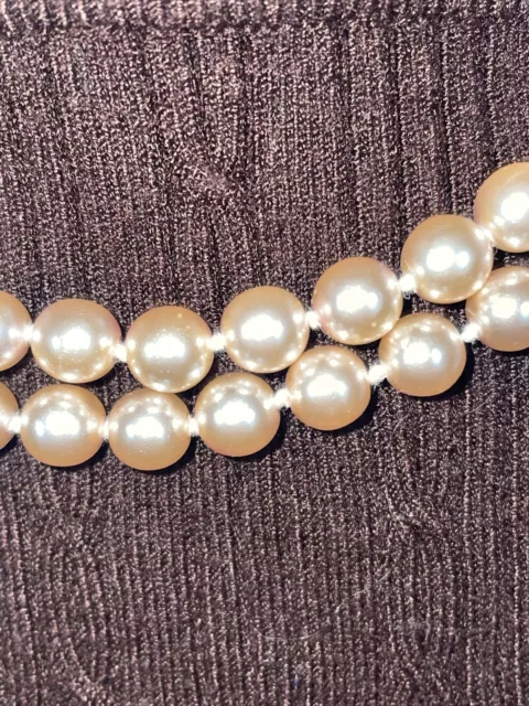 SAKS FIFTH AVE Pearl Double Strand Beige Knotted Costume Jewelry Necklace 18” 2