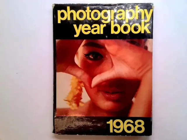Fotografie Jahrbuch: 1968 - Sanders, John und Richard Gee (Herausgeber). 1967-01-0