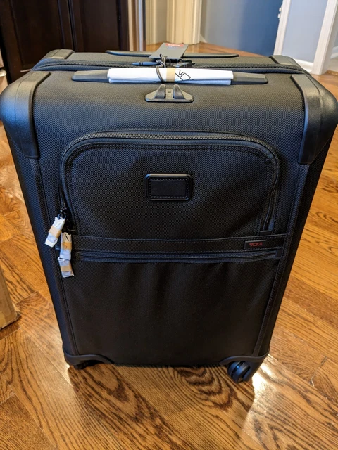Tumi Alpha 2 Continental Expandable 4-Wheel Carry-On Luggage 0220611D2U NIB 5