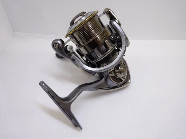 Moulinet DAIWA CROSSCAST SURF 35 A 4x4 de la pêche au surfcasting