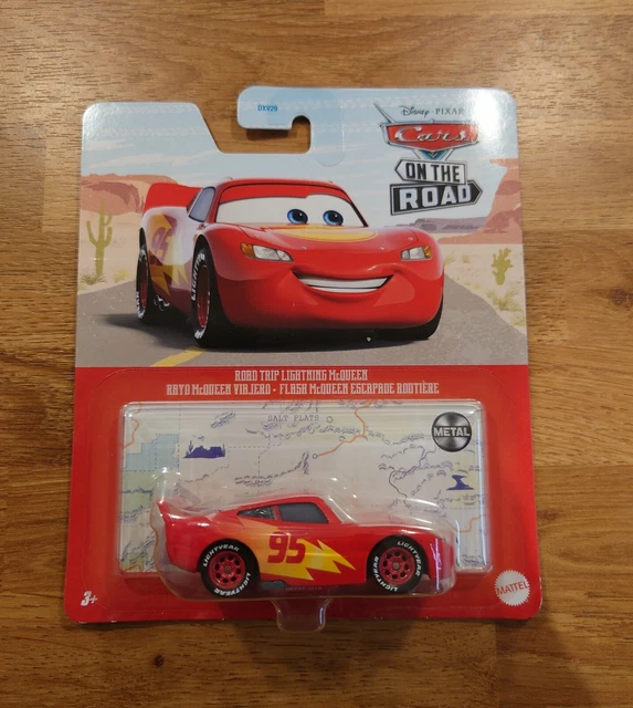 DISNEY PIXAR CARS Road Trip Lighting McQueen 1:55 Scale Die Cast (Metal ...