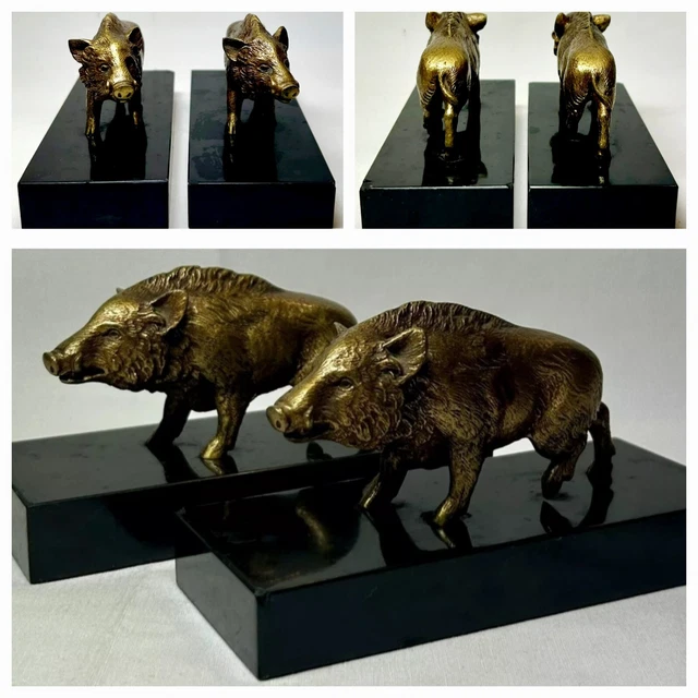 Sculpture en bronze , chiens de chasse assaillant le sanglier. En vente