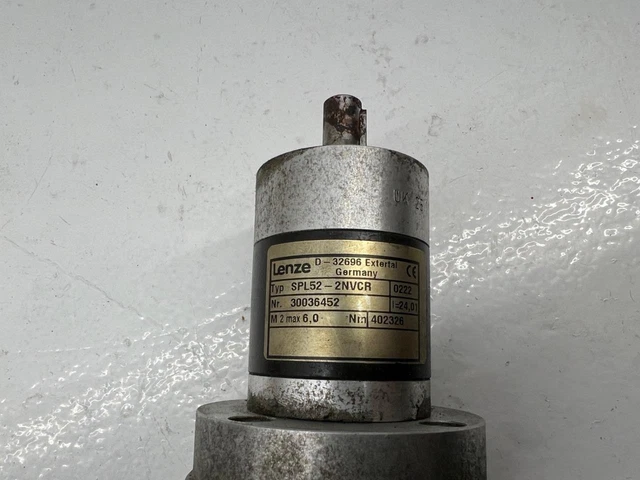 Motore Elettrico Lenze D-32696 Tipo 13.121.35.220 MECH0770 - Usato Funzionante