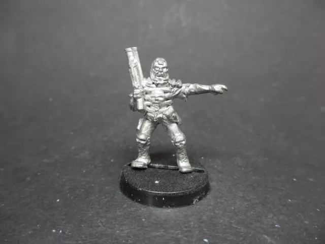 Citadel Games Workshop Necromunda Confrontation Ganger metal 1980s/1990s