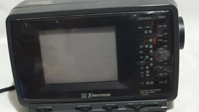 VINTAGE EMERSON PORTABLE TV AC/DC Model TC0561 FM/AM £26.45 - PicClick UK