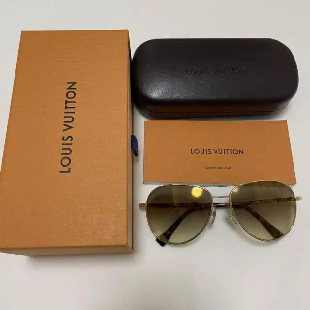 Louis Vuitton teardrop monogram sunglasses Eyewear accessory