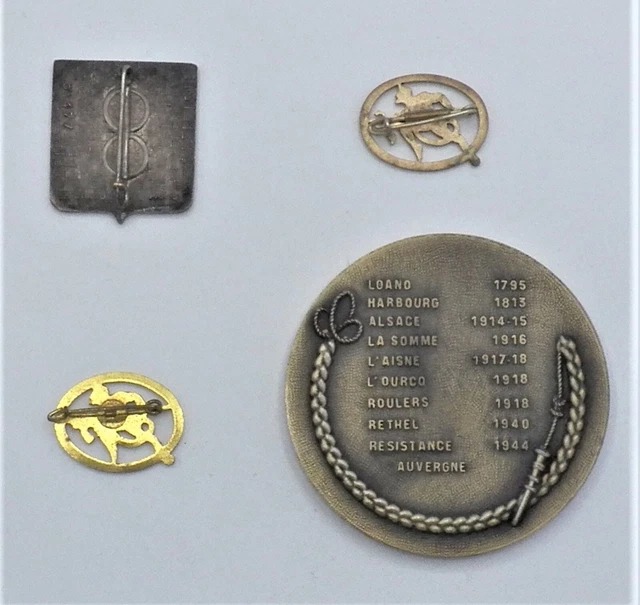 LOT MÉDAILLE ET Insignes 152° REGIMENT d'INFANTERIE Diables Rouges EUR ...