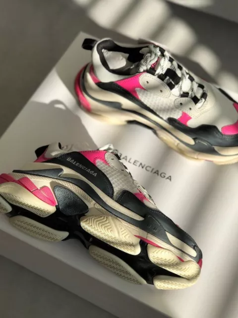 BALENCIAGA TRIPLE S Black Pink White Trainers Sneakers Eu 35 36