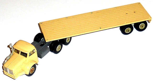 Maquette Solido 1/50 - Semi-Remorque Saviem SM300 Strex/Stex Transport Exceptionnel Avec Phare