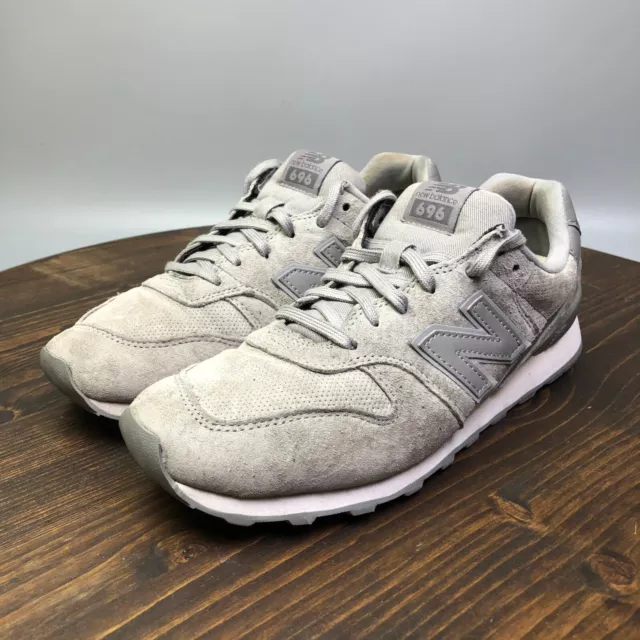 New Balance 696 Womens Size 8.5 Gray Suede Athletic Running Shoes Sneakers