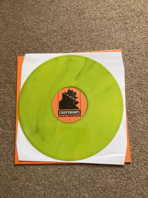 CODEFENDANTS - This Is Crime Wave - Coloured Vinyl (LP + booklet)