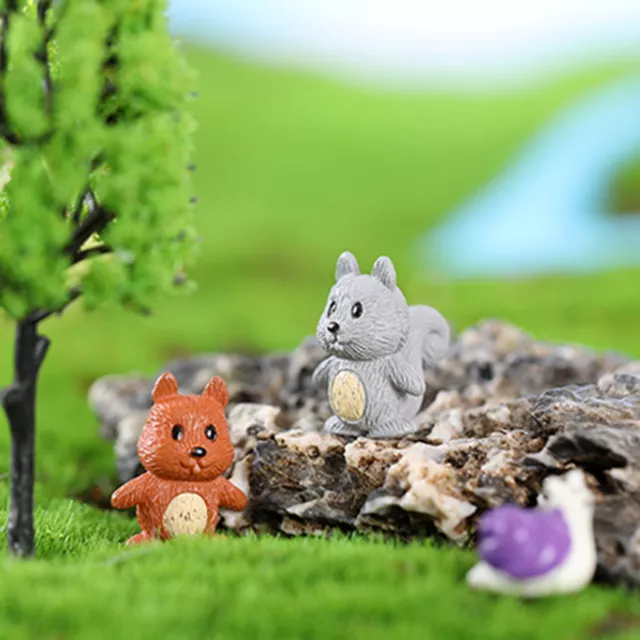 2pcs Squirrel Toys Lovely Home Decoration Micro Landscape Squirrel Statues