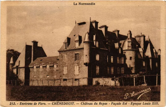 CPA AK Env. de FLERS - Chénedouite - Chateau du Repas - Facade Est (435672)