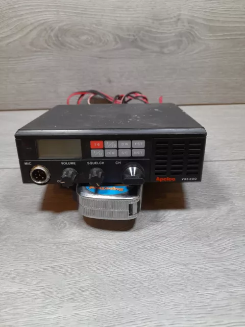 CB Radio Apelco VXE 200 Marine Transceiver B18