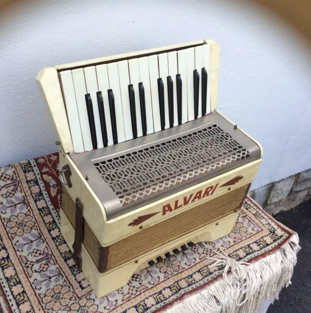 Vintage ALVARI ACCORDIAN Harmonium Melodian Squeeze box