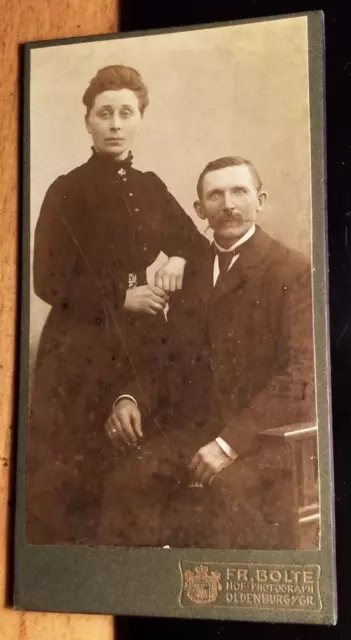 Paar - Frau & Mann mit Bart / CDV Fr. Bolte Oldenburg i. Gr.
