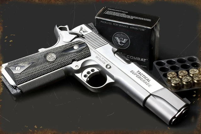 PLAQUE MÉTAL ARME A FEU REVOLVER PISTOLET 30X 20 CM