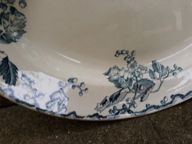 FAÏENCE DE MOUSTIERS GRAND PLAT OVALE DECOR FLORAL BLEU EPOQUE 18ème