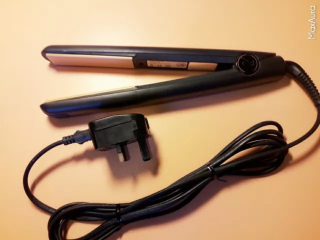Raddrizzatore capelli Ghd 4,2 B, completamente funzionante.