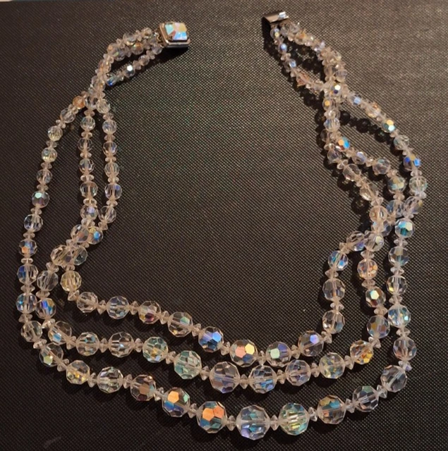 Collier Vintage à 2 Rangs De Perles En Verre Violet Facetté De Bohême - Occasion - Style Rétro