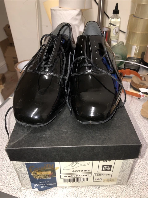 Scarpe da ballo vintage Equity Astaire da uomo nere brevettate taglia 8,5 uk