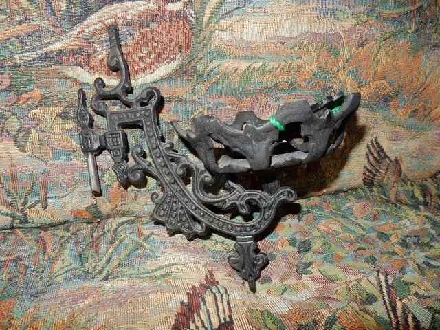 Vintage Victorian Cast Iron Wall Mount Kerosene Oil Lamp Holder w/ Bracket