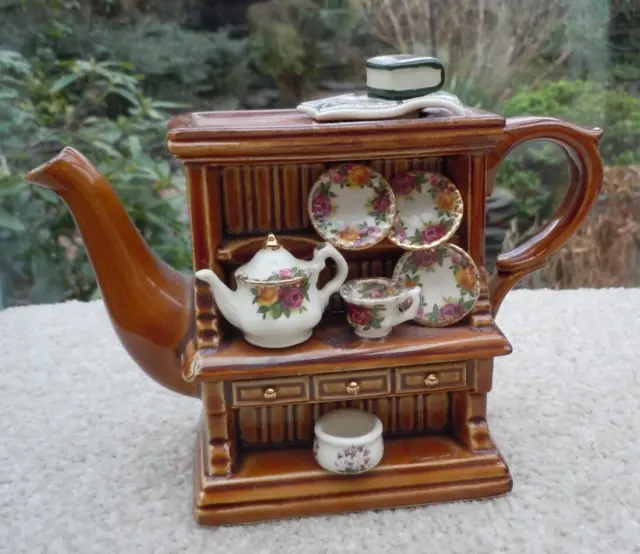 Royal Albert / Paul Cardew Small Welsh Dresser - Old Country Roses Teapot ......