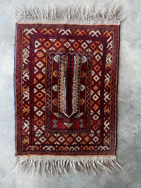 Old Vintage Hand Knotted Persian Oriental Prayer Rug Carpet Mat Fringe 31 X 20