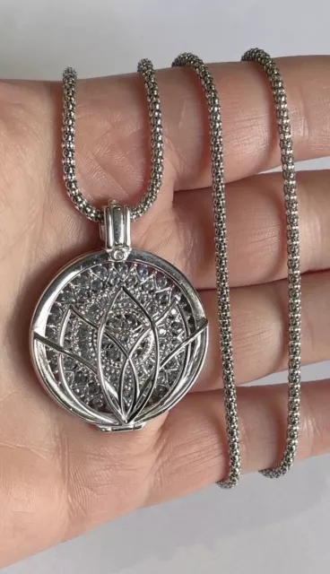 Genuine Emozioni Solid Sterling Silver Large Coin Keeper Pendant & Coin & Chain