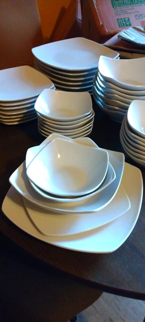 GOURMET EXPRESSIONS BRENTWOOD 40 Piece White Soft Square