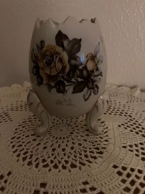 Napcoware porcelain Egg Shaped Trinket Box Floral pattern C3199/M